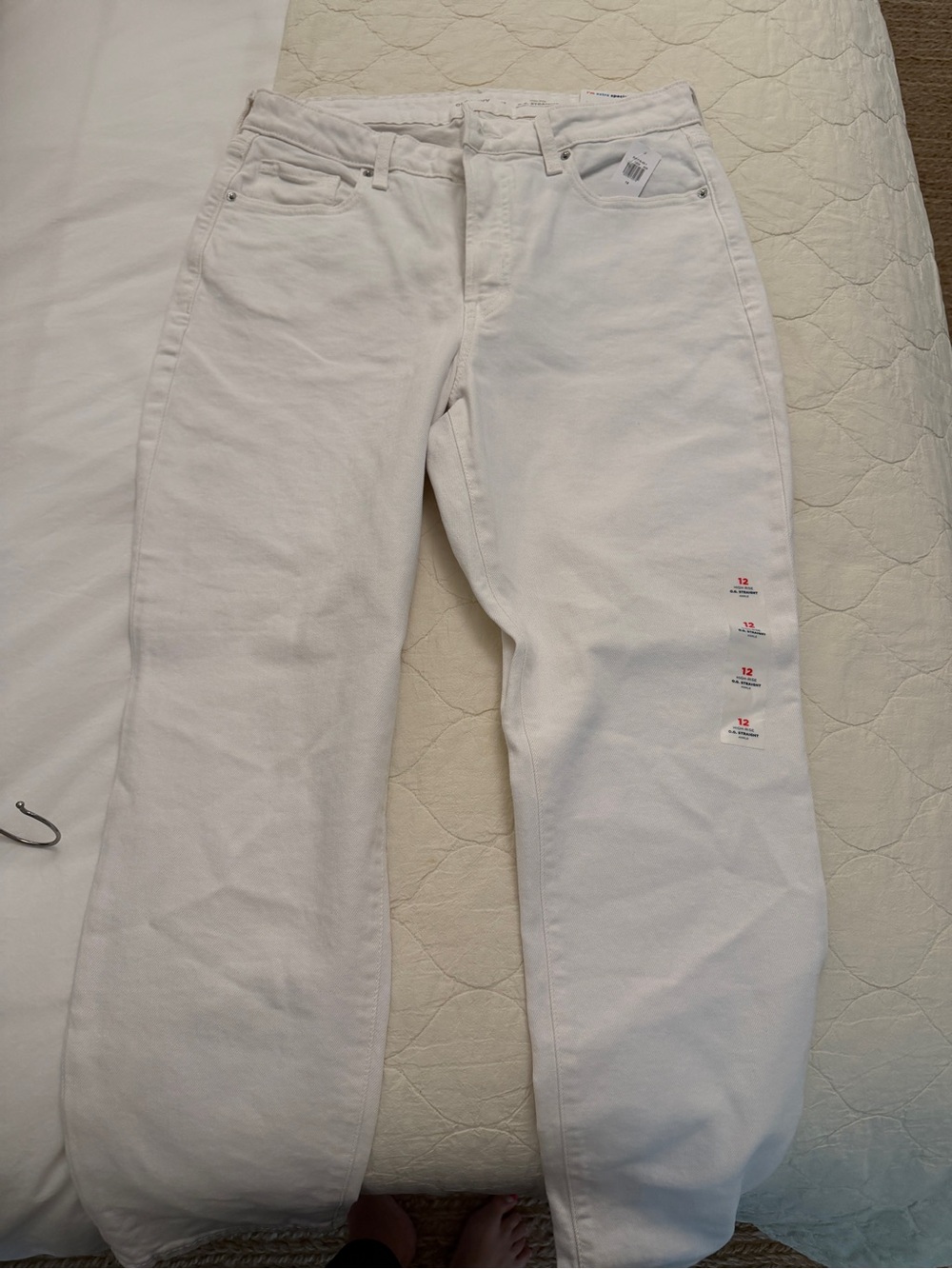Old Navy Women's White Straight-Leg Jeans